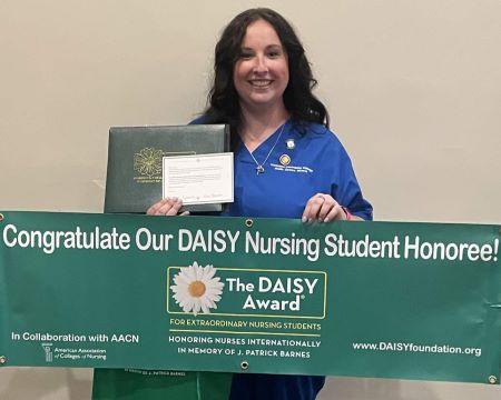 Victoria Pardy, Summer 2024 The DAISY Award® recipient